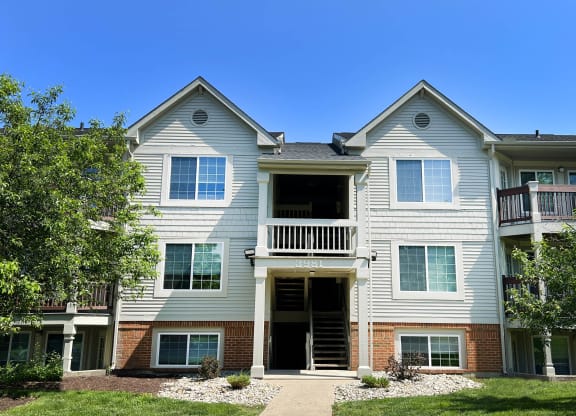 the preserve at gateway apartment for rent in bloomington, in  at The Vinings Apartments, Ohio