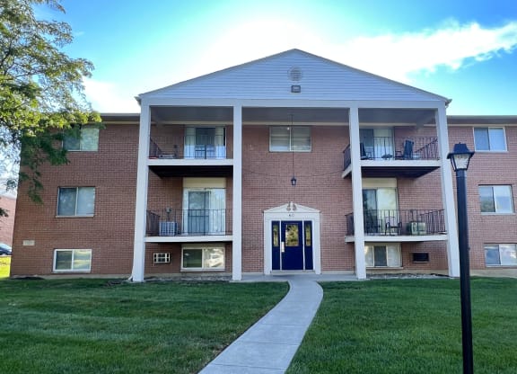 Building at Crown Ridge Apartments, Franklin, OH