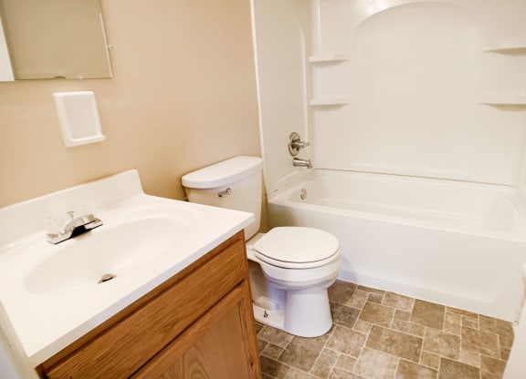 Bathroom With Bathtub at Summit East - A Senior Community, Cincinnati, OH, 45237