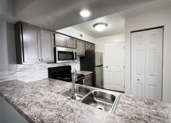 sink and appliances at Deercross Apartments, Cincinnati