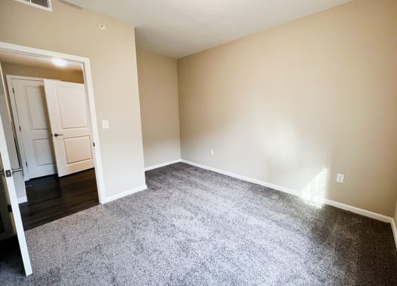 Parkway Trails: The Crown 1 Bed, 1 Bath at Parkway Trails, Florence, Kentucky