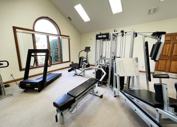 Fitness Room  at Colonial Village, Kentucky