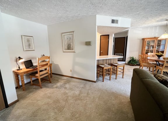 Kitchen And Dining at Colonial Village, Crescent Springs, KY, 41017