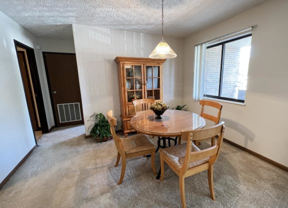 Dining Area  at Colonial Village, Kentucky, 41017