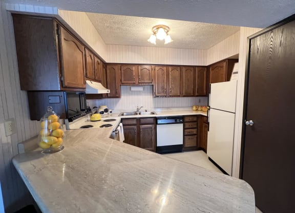 Granite Countertop Kitchen  at Devou Village, Ft. Wright, KY, 41011