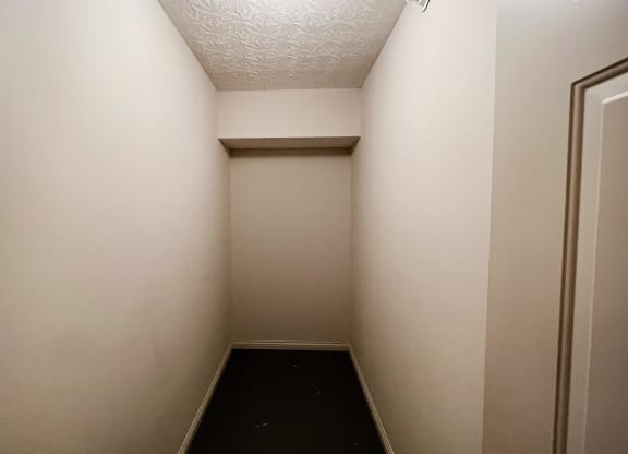 Storage at Walton Ridge Apartments, Kentucky, 41094