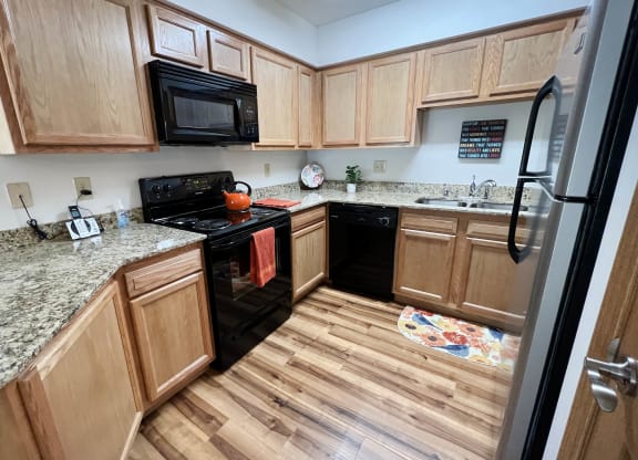 Fully Furnished Kitchen at The Overlook at Ft. Thomas, Ft. Thomas, 41075