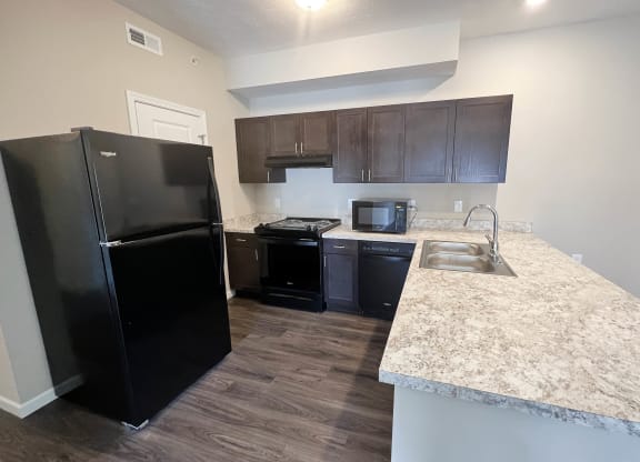 black appliances at Parkway Trails, Florence, KY