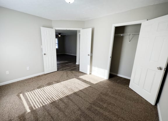 Closets at Hartland Place, Lexington, KY, 40517