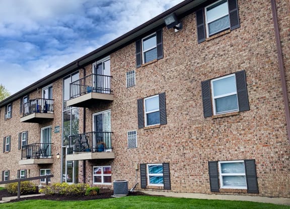 Backside View at Crown Crossing Apartments, Amelia, OH, 45102