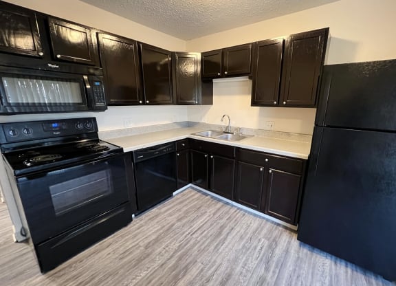 Quail Meadow Kitchen at Quail Meadow Apartments, Cincinnati, Ohio