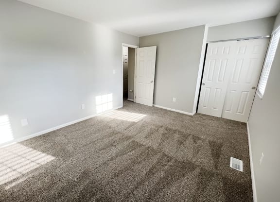 Walnut Creek Townhomes Bedroom at Walnut Creek Townhomes, Cincinnati, 45236
