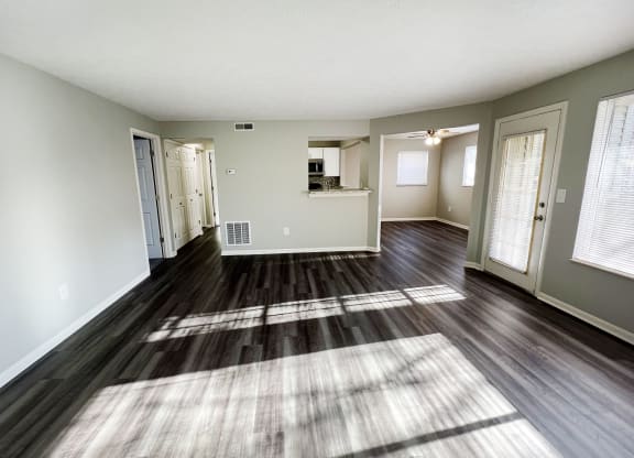 Unfurnished Bedroom at The Vinings Apartments, Cincinnati, OH, 45245