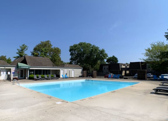 Swimming at Miamisburg by the Mall, Ohio
