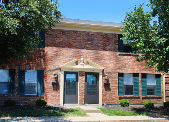 Elegant Exterior View Of Property  at Revere Village Apartments, Centerville, OH