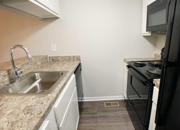 Appliances in kitchen with cabinets at Miamisburg by the Mall, Miamisburg, 45342