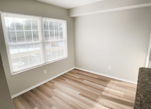 Dining at Steeplechase Apartments, Loveland, 45140