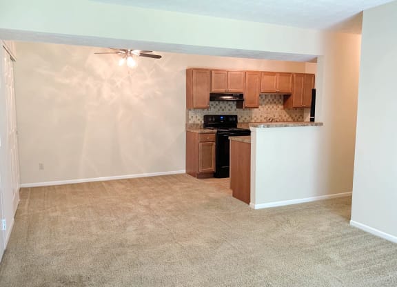 Living And Kitchen View at Forest Creek Apartments, Middletown, 45044