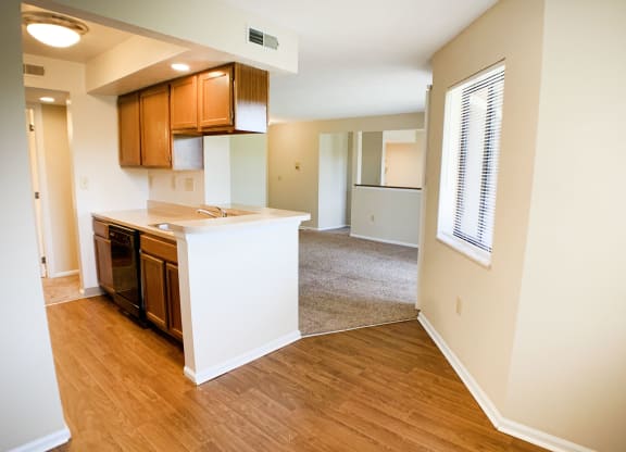 Interior at Deercross Apartments, Cincinnati