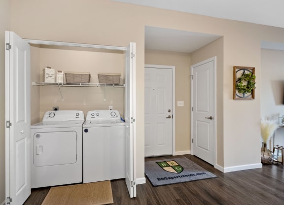 Parkway Trails: The Metro 2 Bed, 2 Bath, Model Dining at Parkway Trails, Kentucky