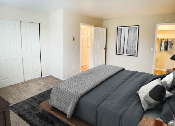 Crown Ridge Bedroom area at Crown Ridge Apartments, Franklin
