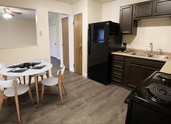 Quail Meadow Kitchen and dining at Quail Meadow Apartments, Cincinnati