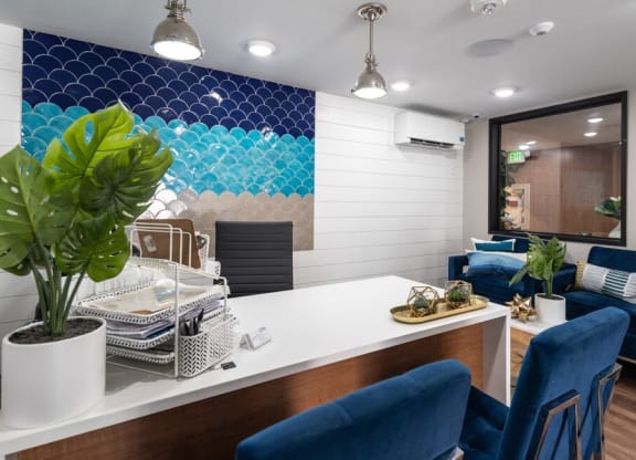 Apartment for rent in Palms Los Angles with onsite manager