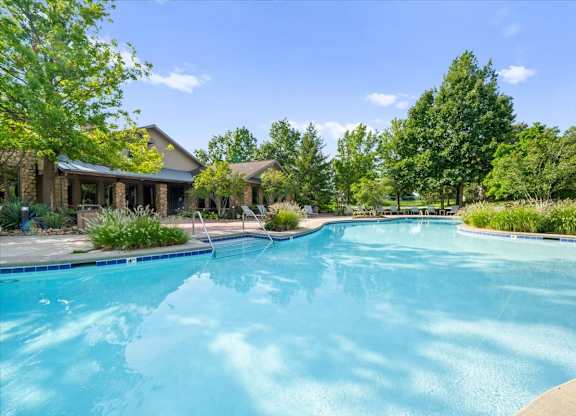 Swimming Pool at Stonepost Ranch Apartments, Overland Park, KS, 66221