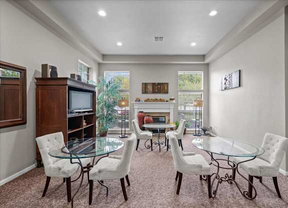 Dining Tablesat Crowne Chase Apartment Homes, Overland Park, KS