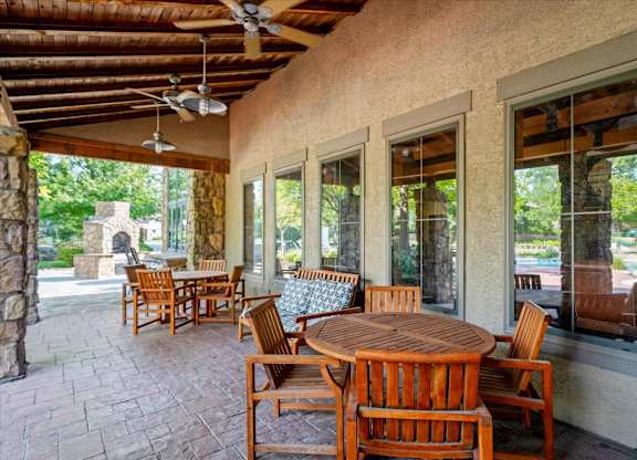 Outdoor Patio at Stonepost Ranch Apartments, Overland Park, 66221
