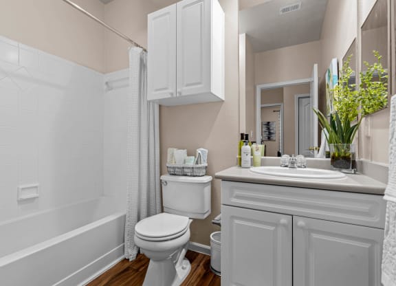 create memories that last a lifetime in your new home at Creekside Apartments, Overland Park
