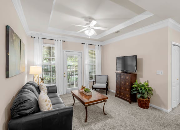 create memories that last a lifetime in your new home at Creekside Apartment Homes, Kansas, 66213