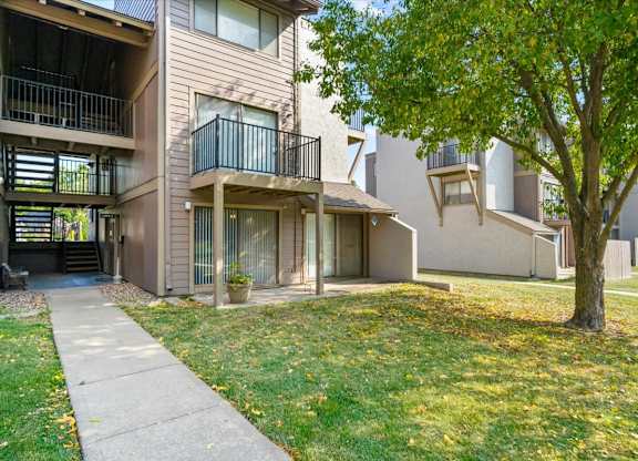 Walkways through the yard at Bremerton Park Apartment Homes , Prairie Village