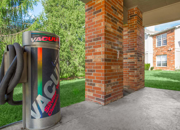 Vacuum at Wynnewood Farms Apartments, Overland Park, KS, 66209