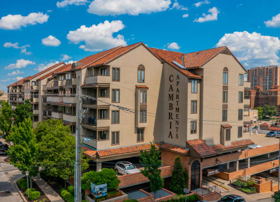 Exterior View of Cambria Luxury Apartments, Kansas City, Missouri