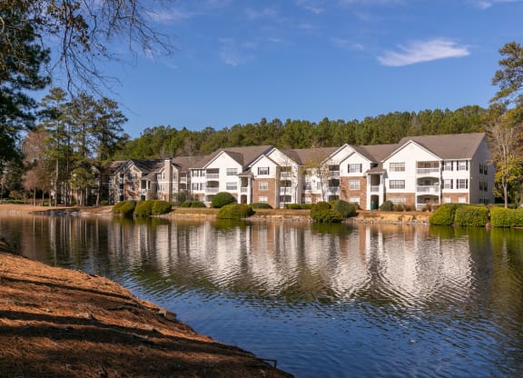 Brentwood Downs Lake with apartment building