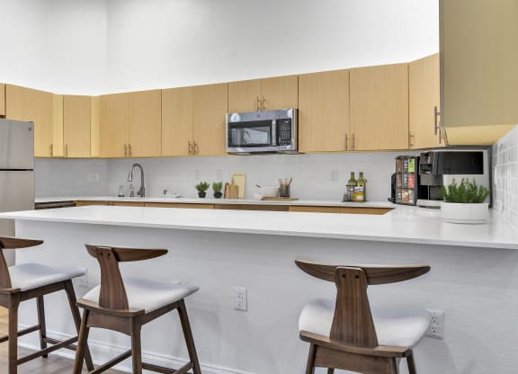 laurel at altamonte clubhouse interior