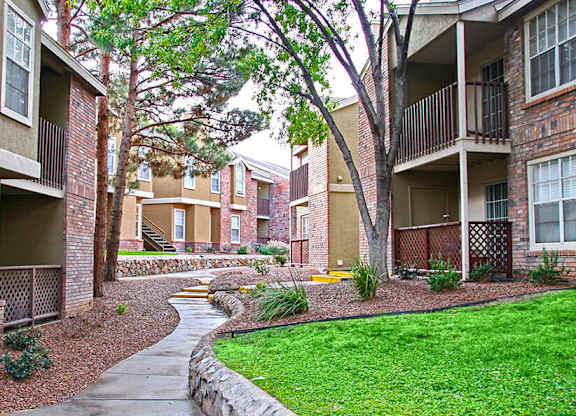 Spring Park pathway