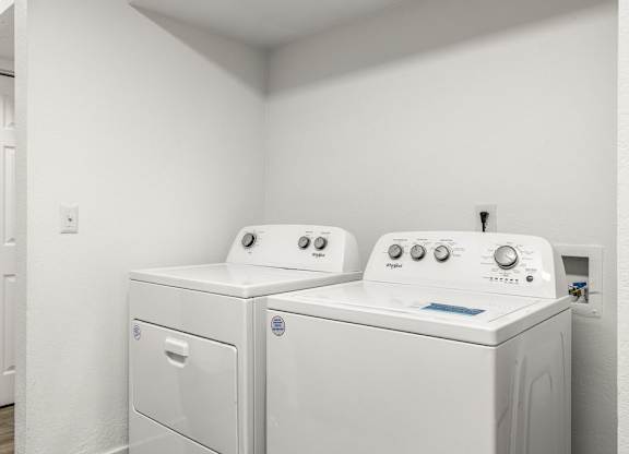 Skye Oaks Washer Dryer
