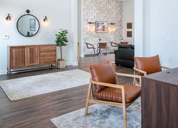 La Sierra Leasing Office