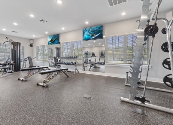 the gym at the preserve at green valley townhomes in green valley va