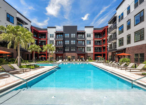 Outdoor Swimming Pool at Parkway Crossings, Kissimmee Florida