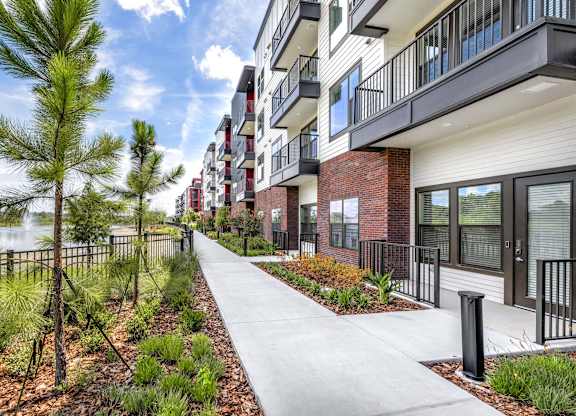 Walking Path at Parkway Crossings, Kissimmee, 34744