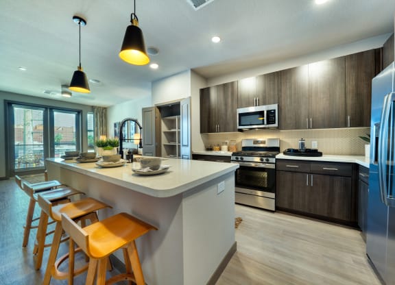 Bright Cheerful Kitchen at The Rey Downtown Apartments, Phoenix, 85003