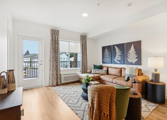 Living room at Mill on Maple at The Mill on Maple Apartments, Oregon City