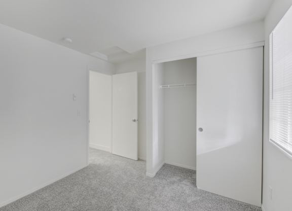 Blank Room at Maple Crossing Apartments, Washington, 98038