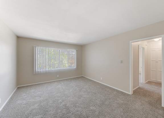 Clear room space at Acclaim at Baldwin Apartments, Los Angeles