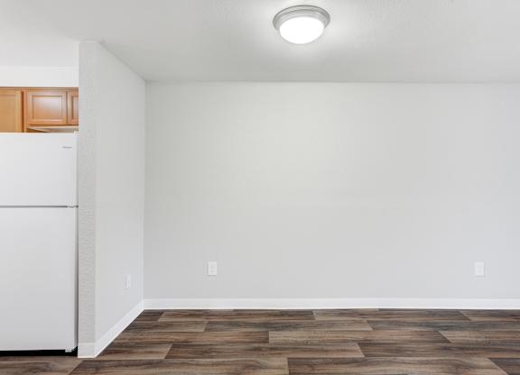 Clear Space at Maple Crossing Apartments, Washington, 98038