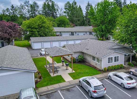Street Parking at Maple Crossing Apartments, Maple Valley, WA, 98038
