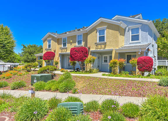 Front exterior view at Creekside at Meadow Park, Novato